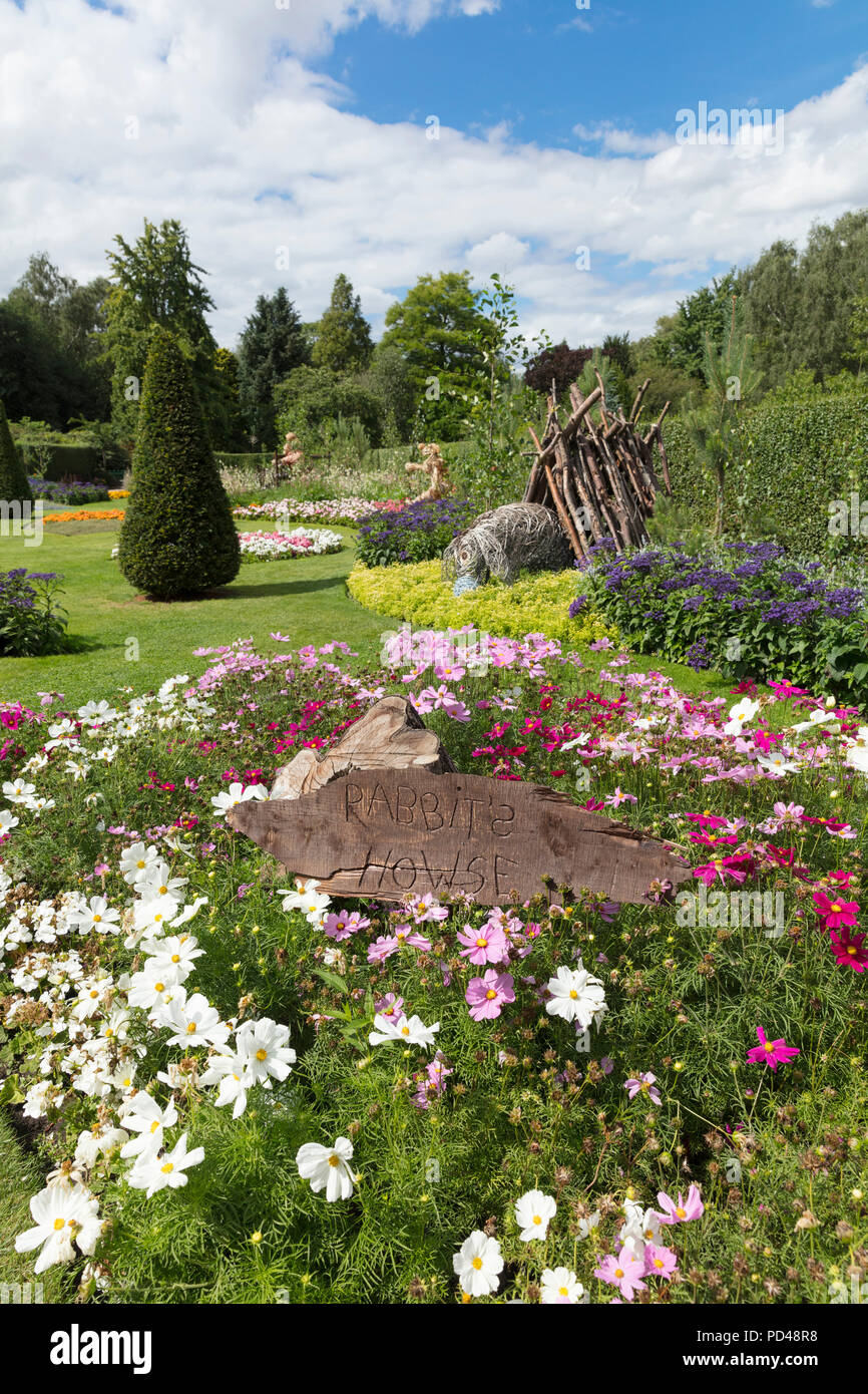 Un jardin à thème Winnie l'Ourson afficher dans Homestead Park, York, North Yorkshire, UK - 4 août 2018 Banque D'Images