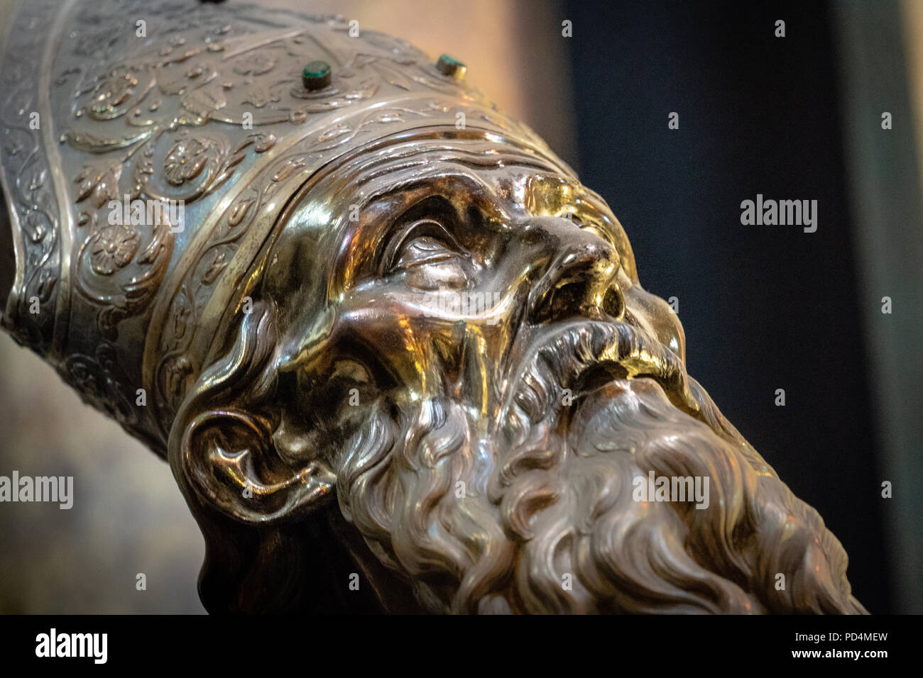 Sculpture d'argent dans la Chapelle Royale du trésor de Saint Januarius, à l'intérieur de la Cathédrale de Naples Banque D'Images