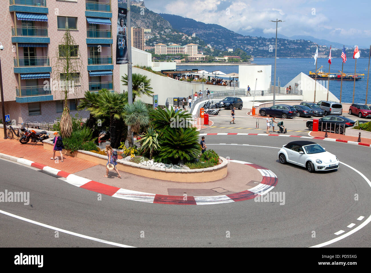 Circuit de Monaco et l'entrée de la rue en épingle Fairmont Monte Carlo de circuit Banque D'Images