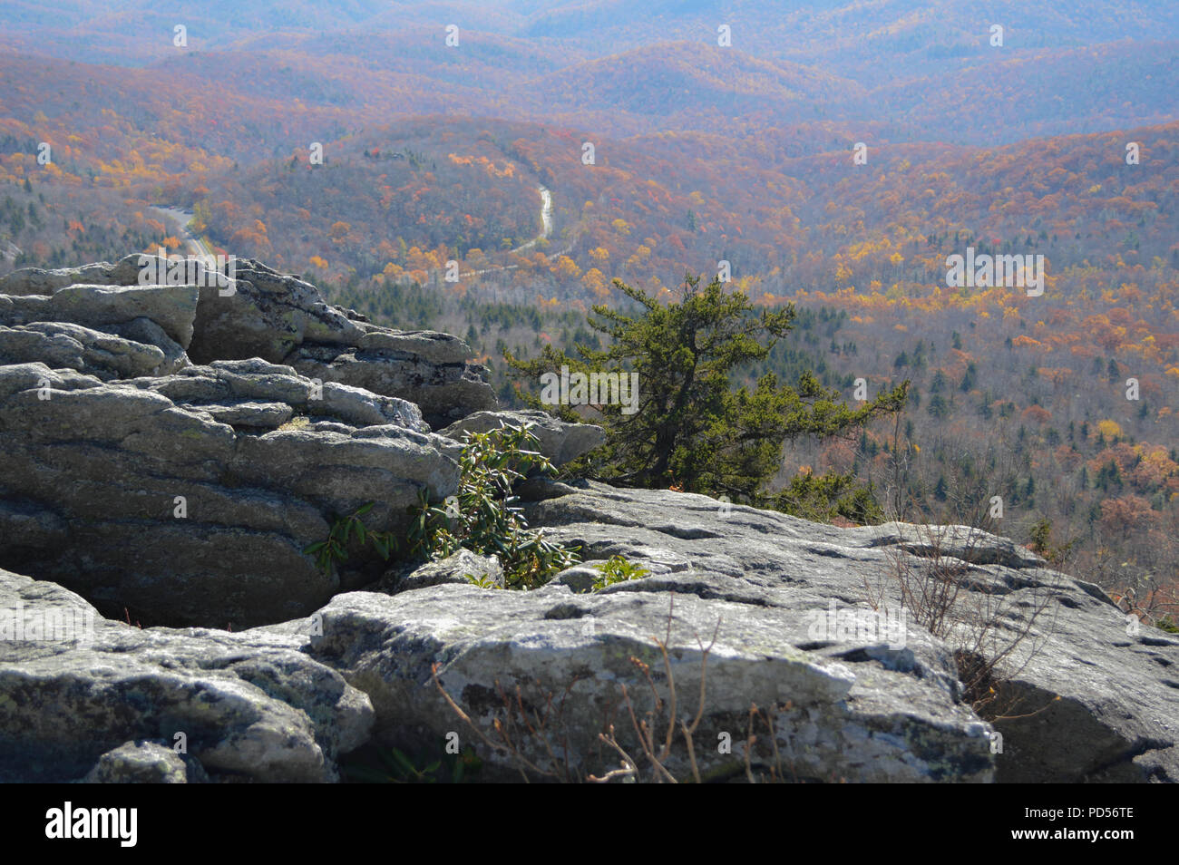 Donnent sur la montagne à grand-père Banque D'Images