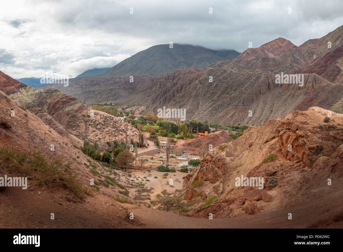 Vue aérienne de la ville - Purmamarca Purmamarca, Jujuy, Argentine Banque D'Images