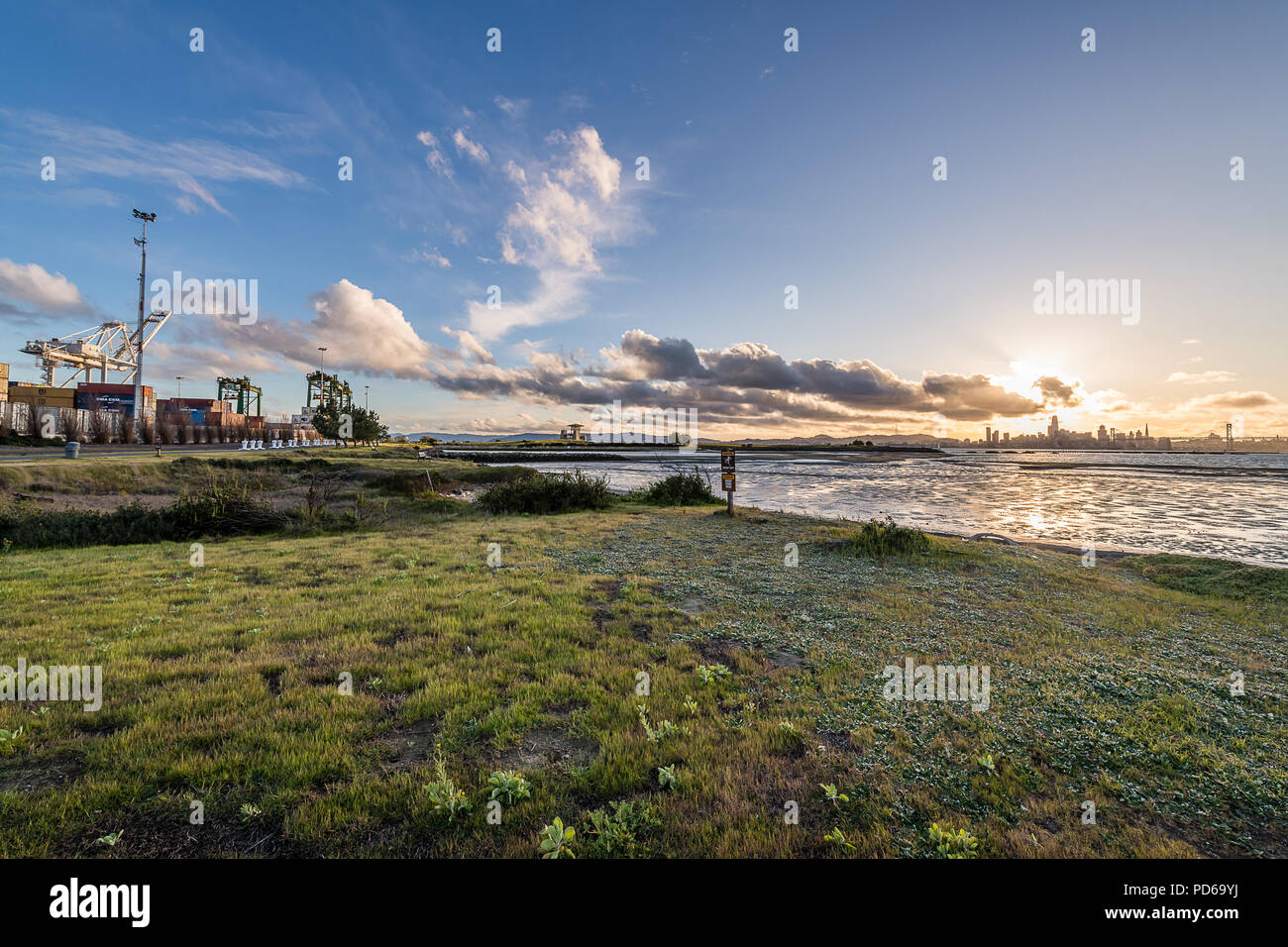 Parc Littoral Port moyen Banque D'Images