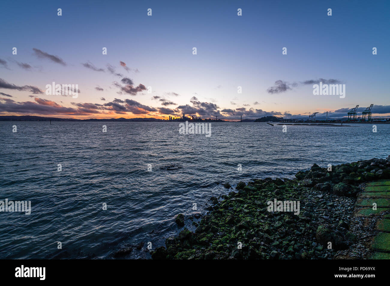 Parc Littoral Port moyen Banque D'Images