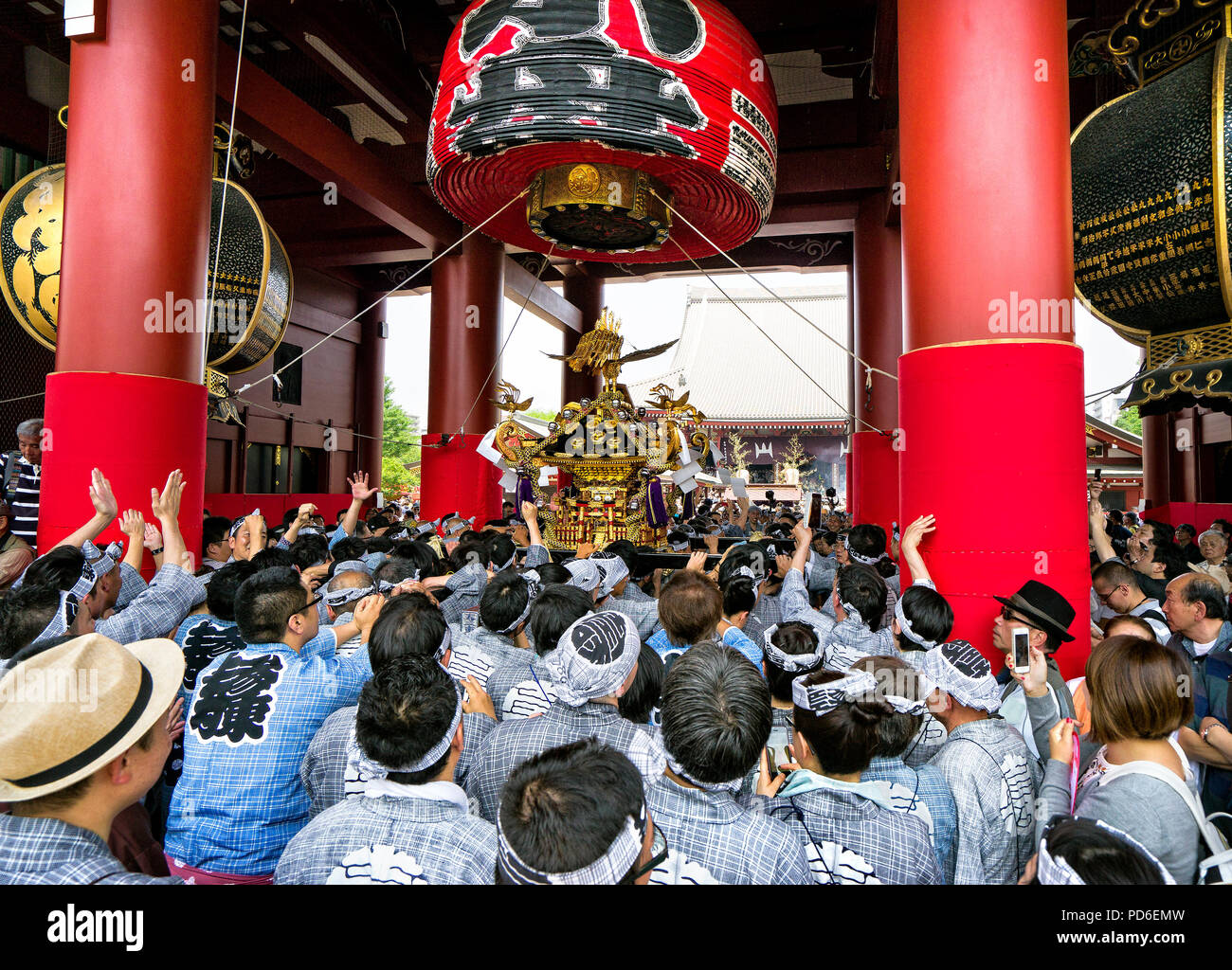 L'île de Honshu, Japon, Tokyo, Kanto, le Sanja matsuri. Banque D'Images