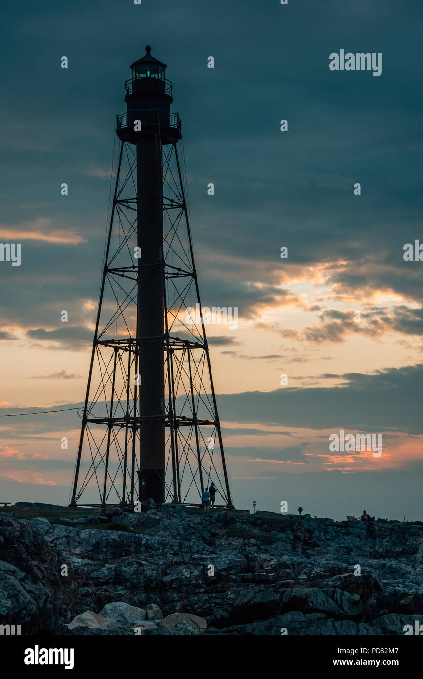 Phare au coucher du soleil, dans la région de Marblehead, Massachusetts Banque D'Images