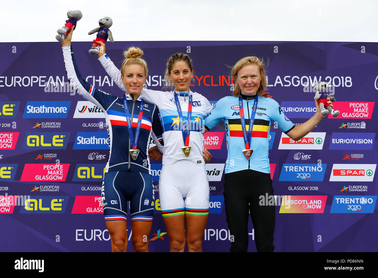 Glasgow, Royaume-Uni. 7 août 2018. Les gagnants de la Women's Cross-country de vélo de montagne, qui a eu lieu sur la piste à Cathkin Braes sur le côté sud de Glasgow ont été Jolanda NEFF (Suisse), à la deuxième place a été Pauline Ferrand PREVOT (France) et en troisième place a été Githa MICHIELS (Belgique) Credit : Findlay/Alamy Live News Banque D'Images