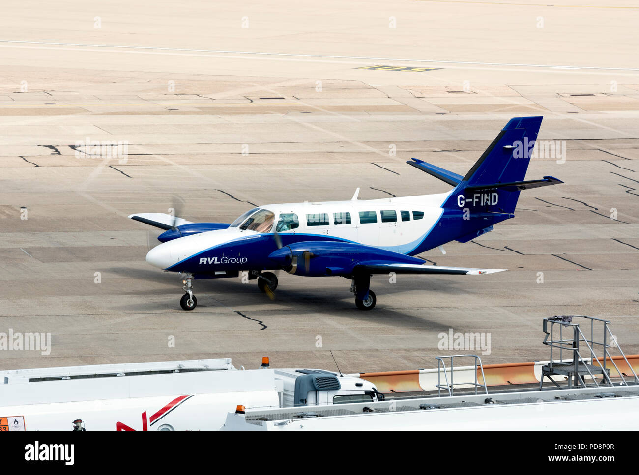 Cessna F406 Caravan II à l'aéroport de Birmingham, UK (G-TROUVER) Banque D'Images