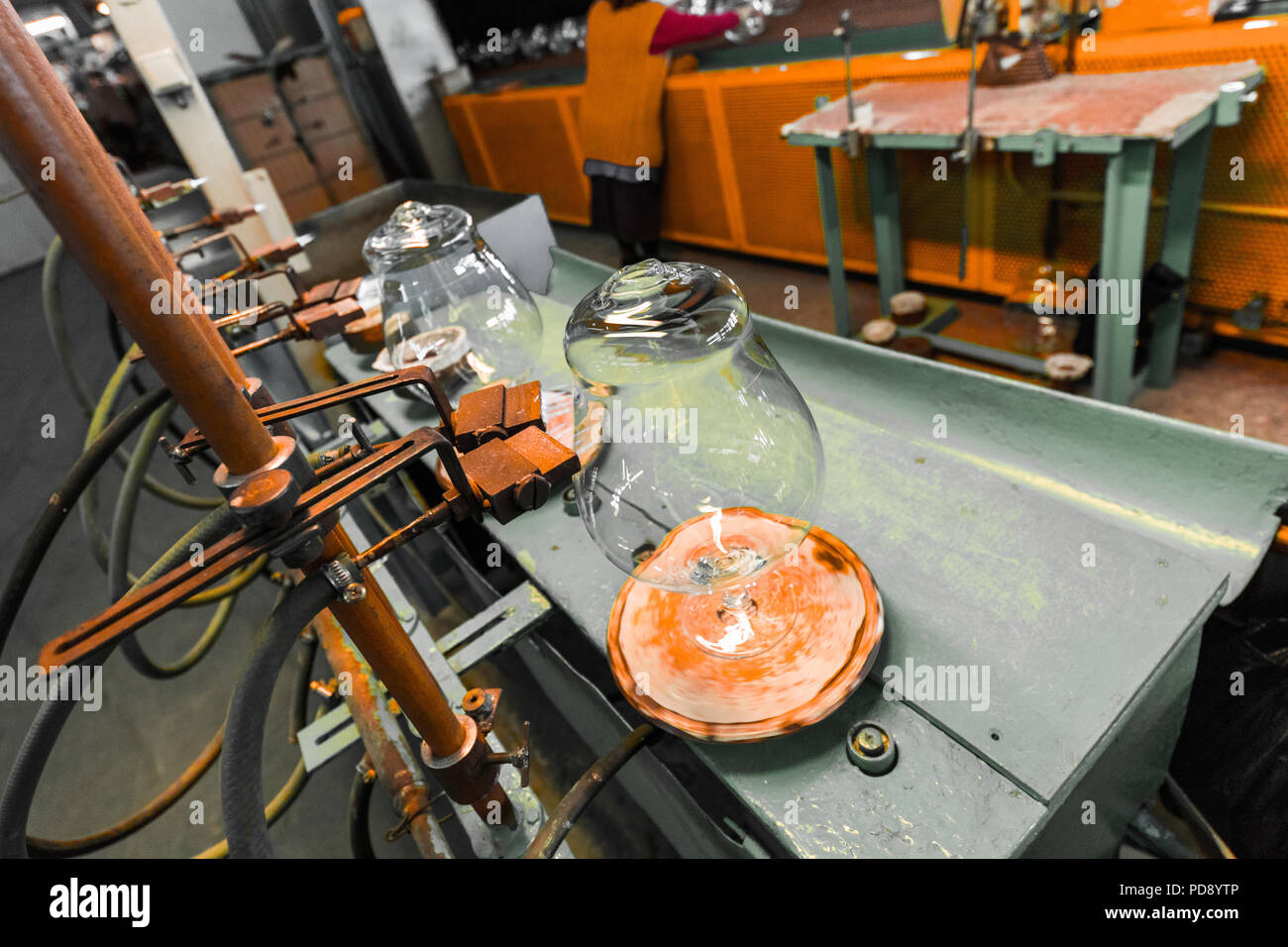 Machine de fabrication cristal Banque de photographies et d’images à — free download