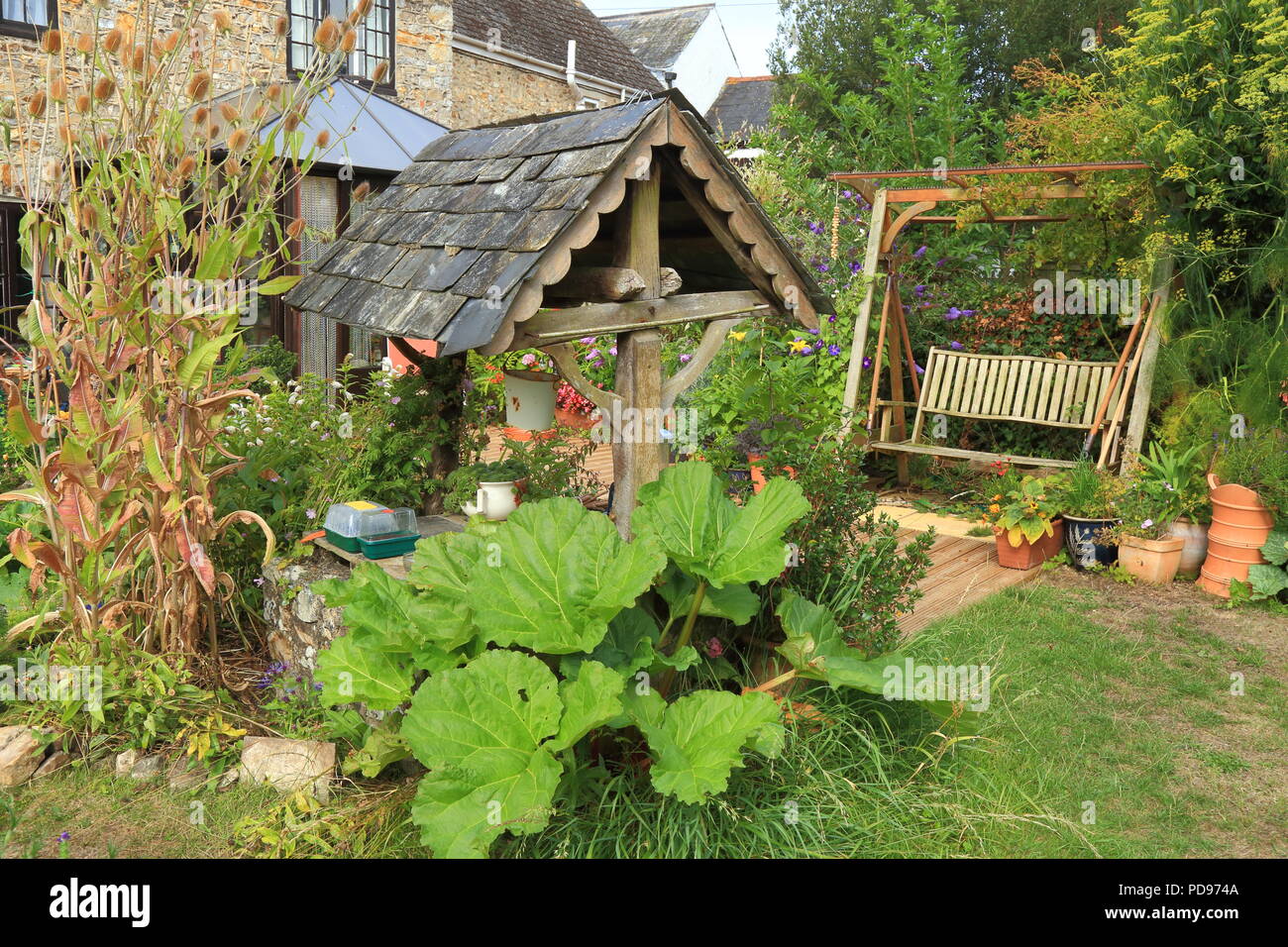 Wishing Well in garden Banque D'Images