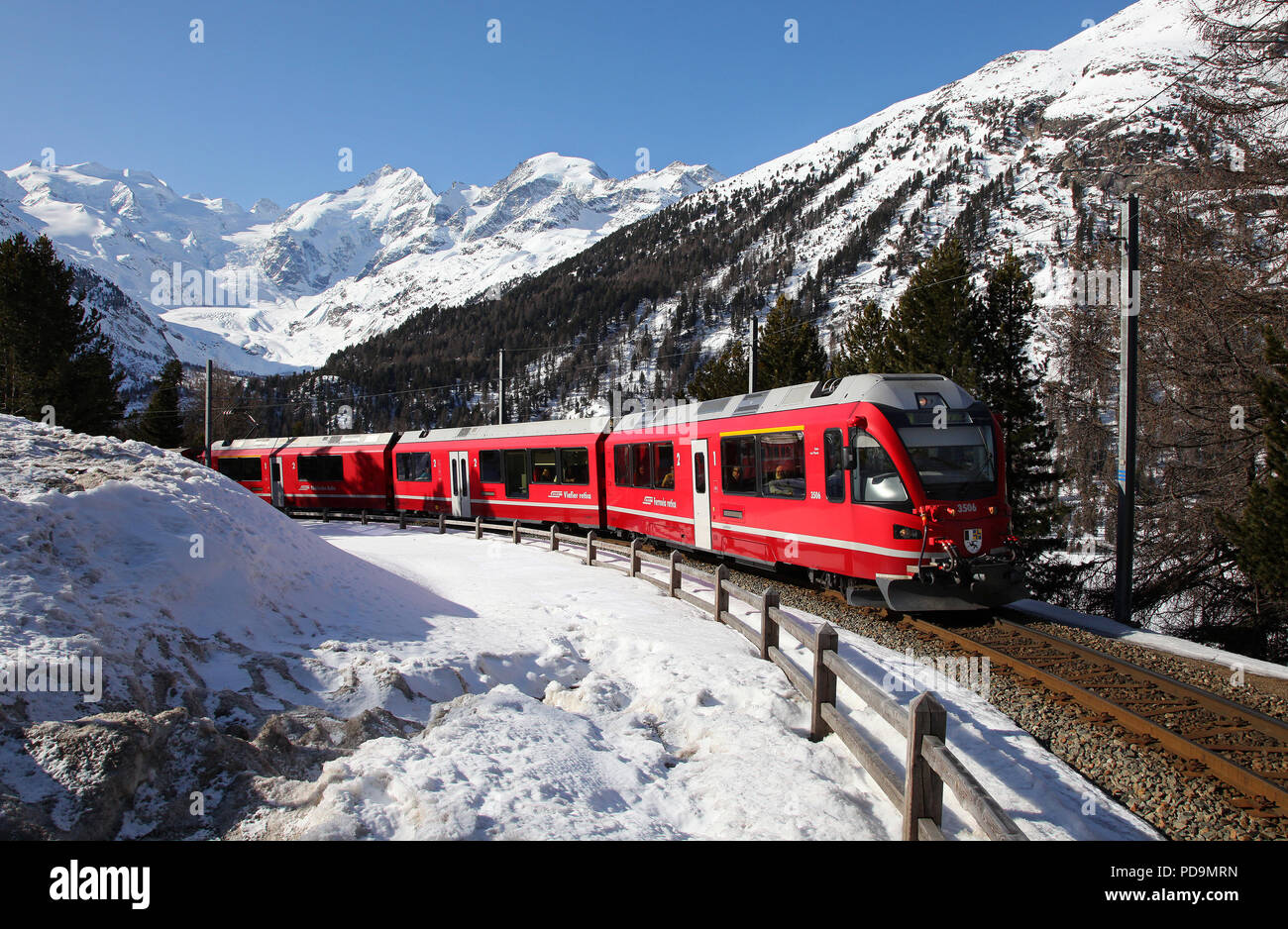 Nr sur le chemin de fer rhétique Morteratsch Suisse18.3.15 Banque D'Images