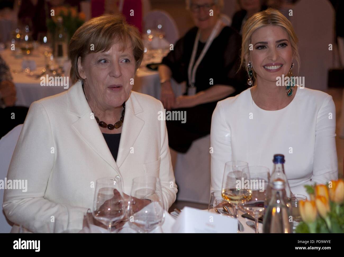 Angela Merkel et Ivanka Trump au W20 Dîner de Gala de la conférence (2). Banque D'Images