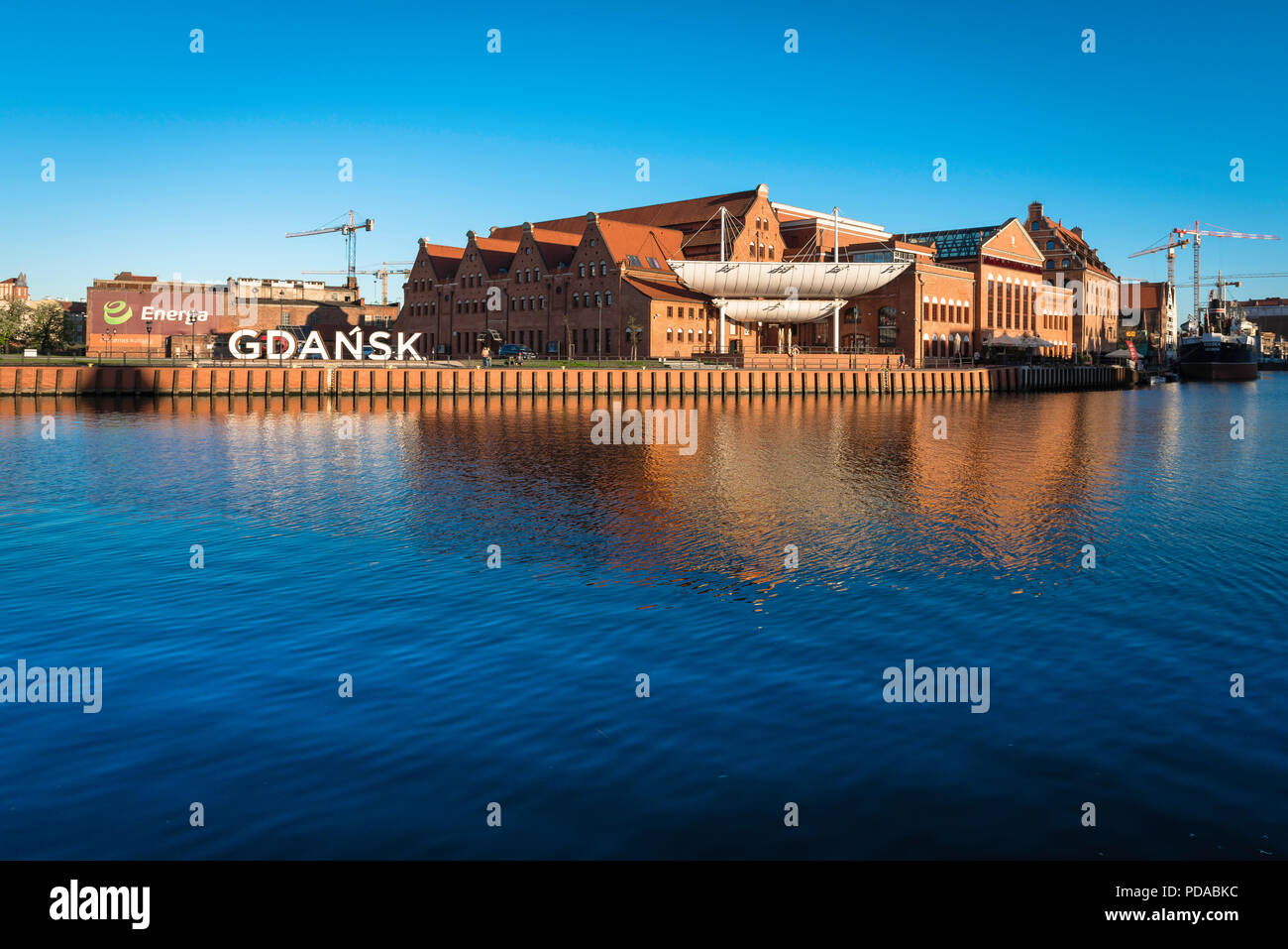 L'Île Olowianka Gdansk, vue de la salle Philharmonique de bâtiments sur l'Île Olowianka dans la ville de Gdansk, occidentale, en Pologne. Banque D'Images