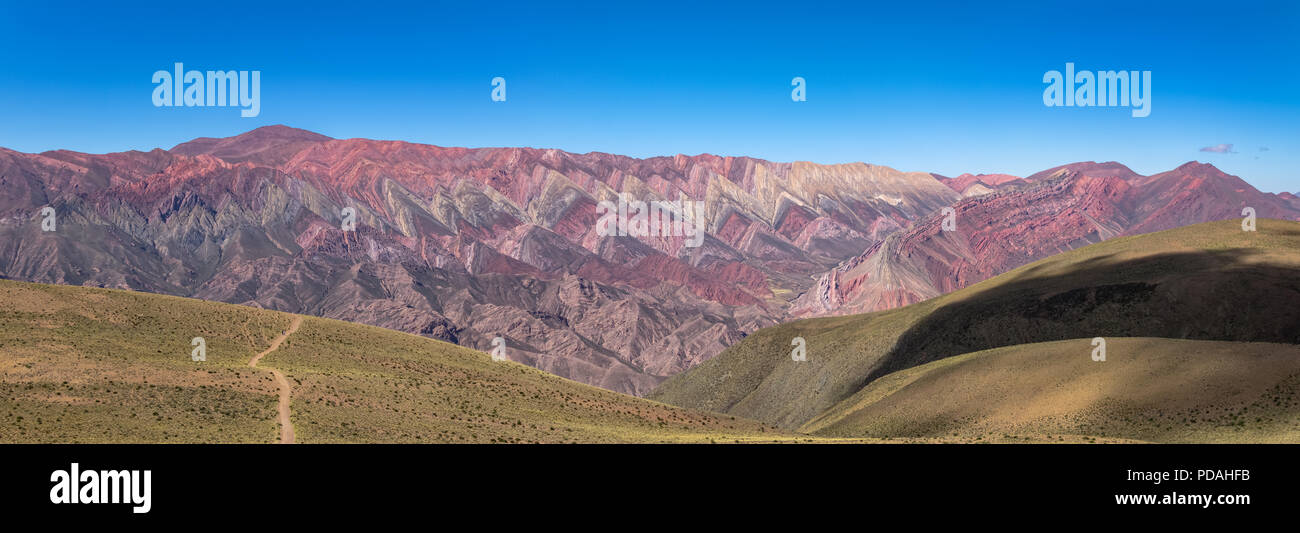 Serrania de Hornocal, les quatorze couleurs Hill à la Quebrada de Humahuaca - Humahuaca, Jujuy, Argentine Banque D'Images