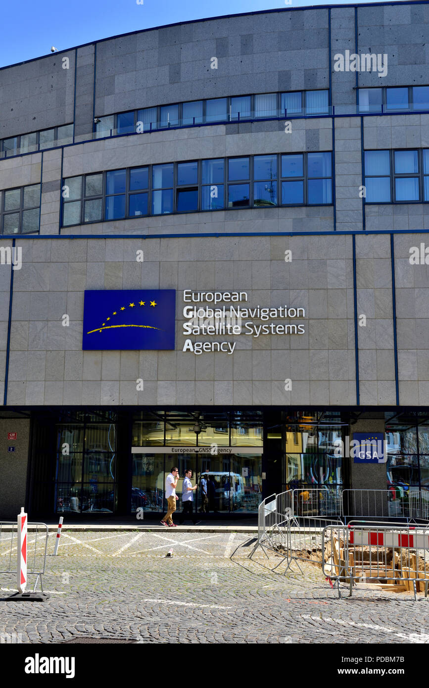 Les systèmes mondiaux de navigation par satellite européen Office building, Prague, République Tchèque Banque D'Images