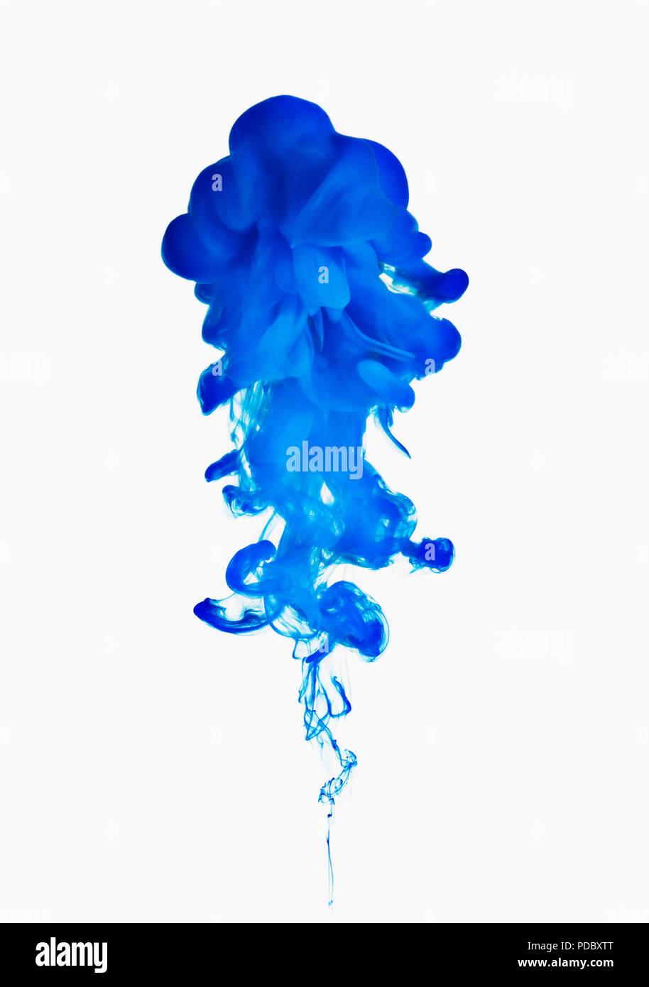 Encre bleue sur fond blanc Banque D'Images