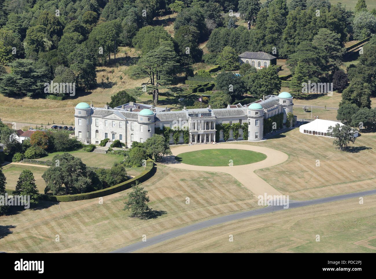 Vue aérienne de Goodwood House, maison du duc de Richmond et Gordon Banque D'Images