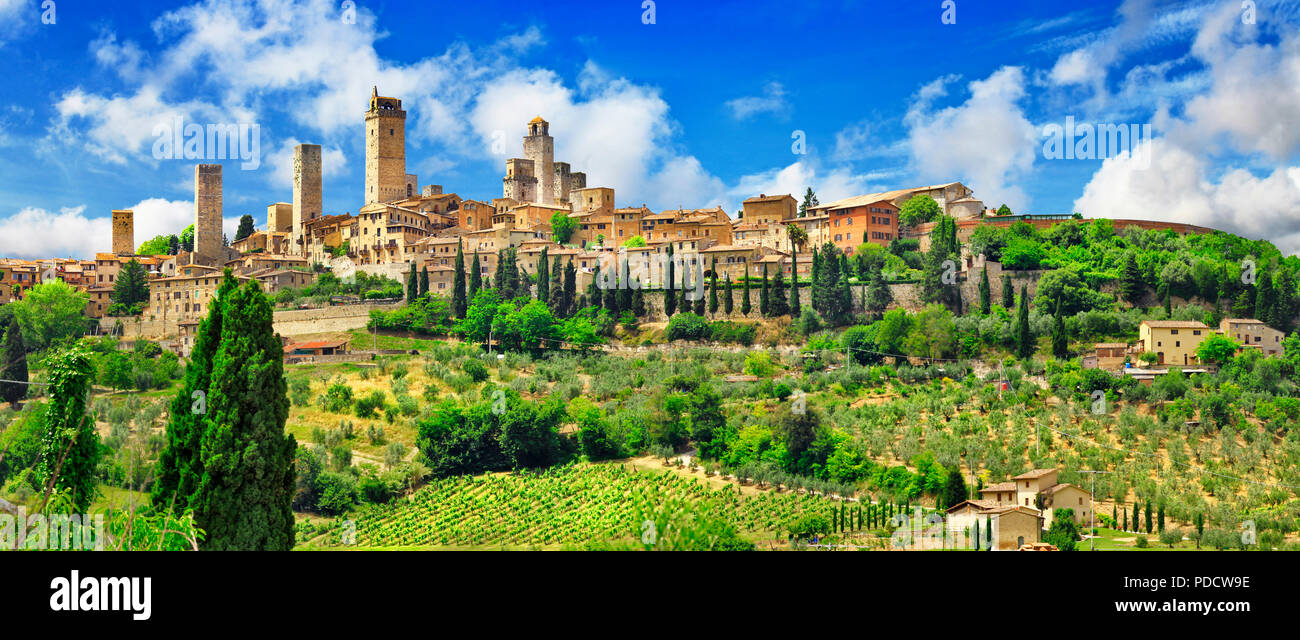 San Gimignano impressionnant village,vue panoramique,Sienne,Toscane,Italie Banque D'Images