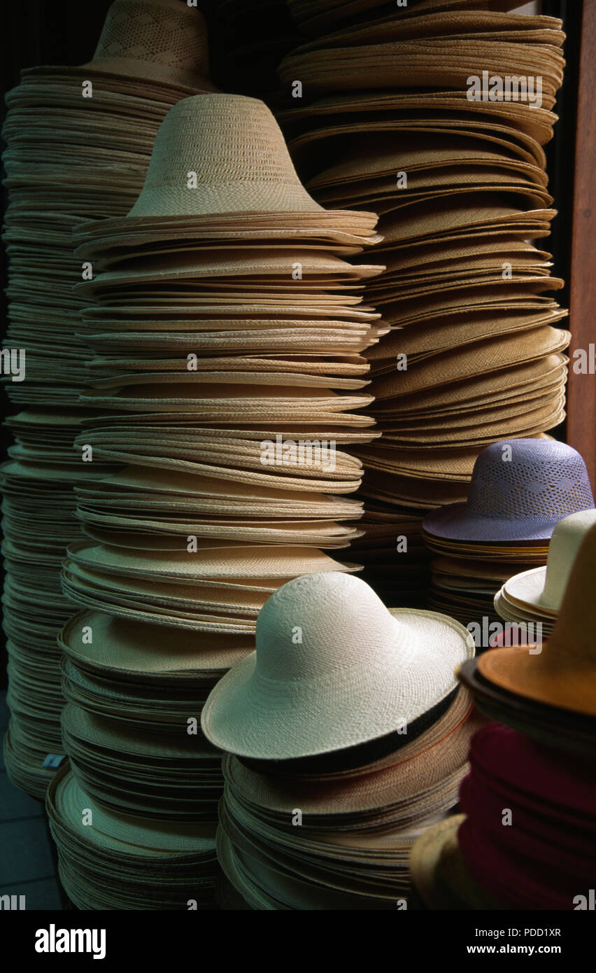 Panama hats ecuador Banque de photographies et d'images à haute résolution  - Alamy