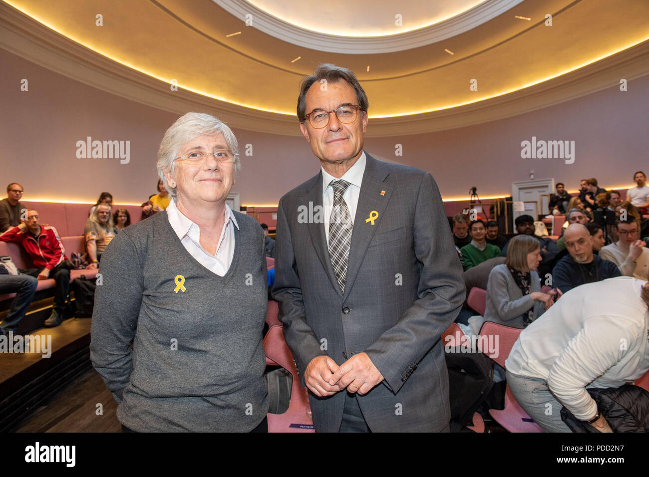 Sur la photo l'ancien président Catalan Artur Mas et Clara Ponsati Le Edinburgh University Students' Association accueillir l'un de l'ex-présidents Catalan Banque D'Images