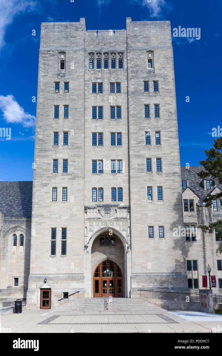 BLOOMINGTON, IN/USA - 22 octobre 2017 : Indiana Memorial Union européenne, sur le campus de l'Université de l'Indiana. Banque D'Images