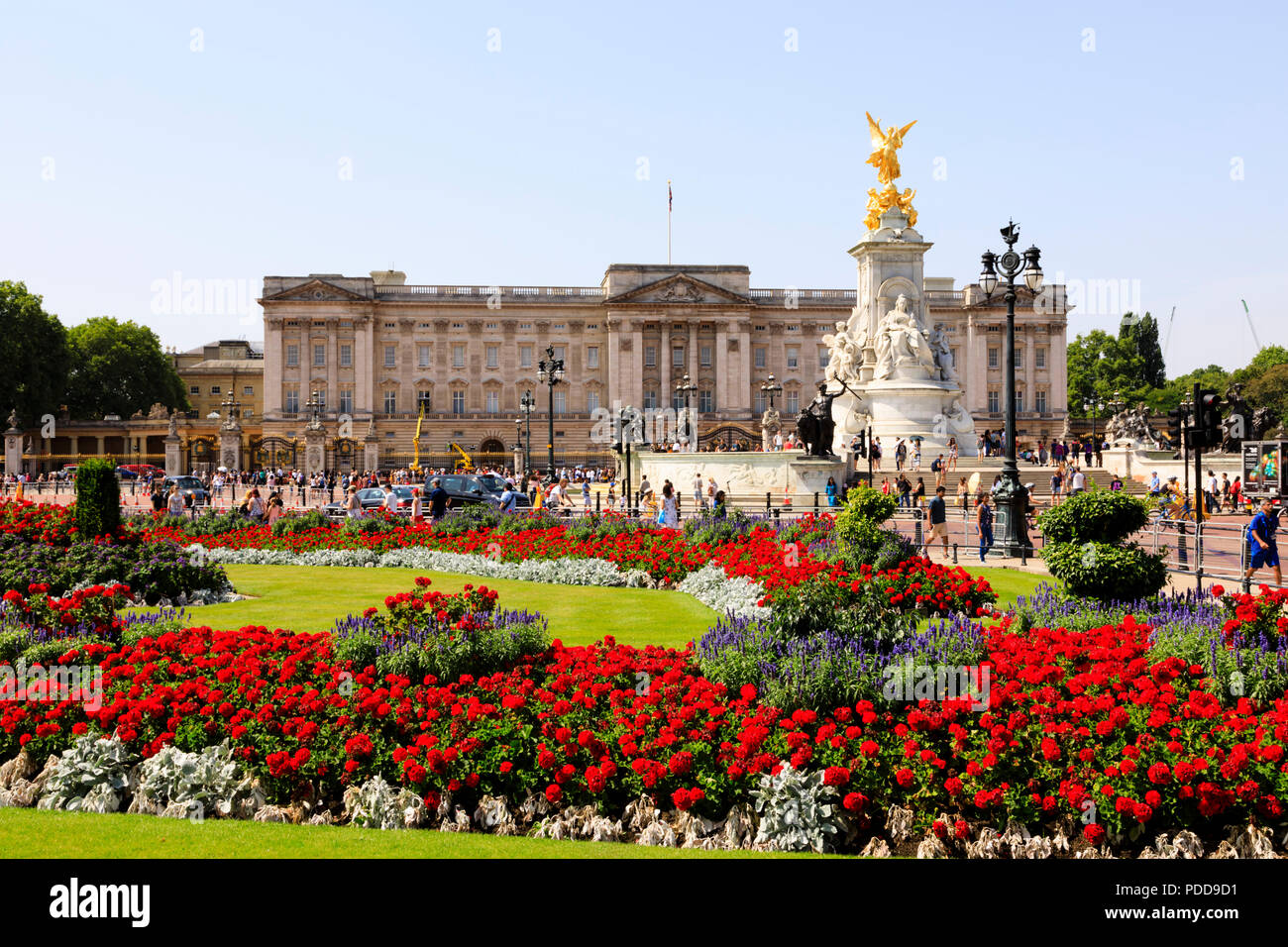 Sa Majesté la Reine Elizabeth II résidence royale, le palais de Buckingham, City of Westminster, London, England Banque D'Images