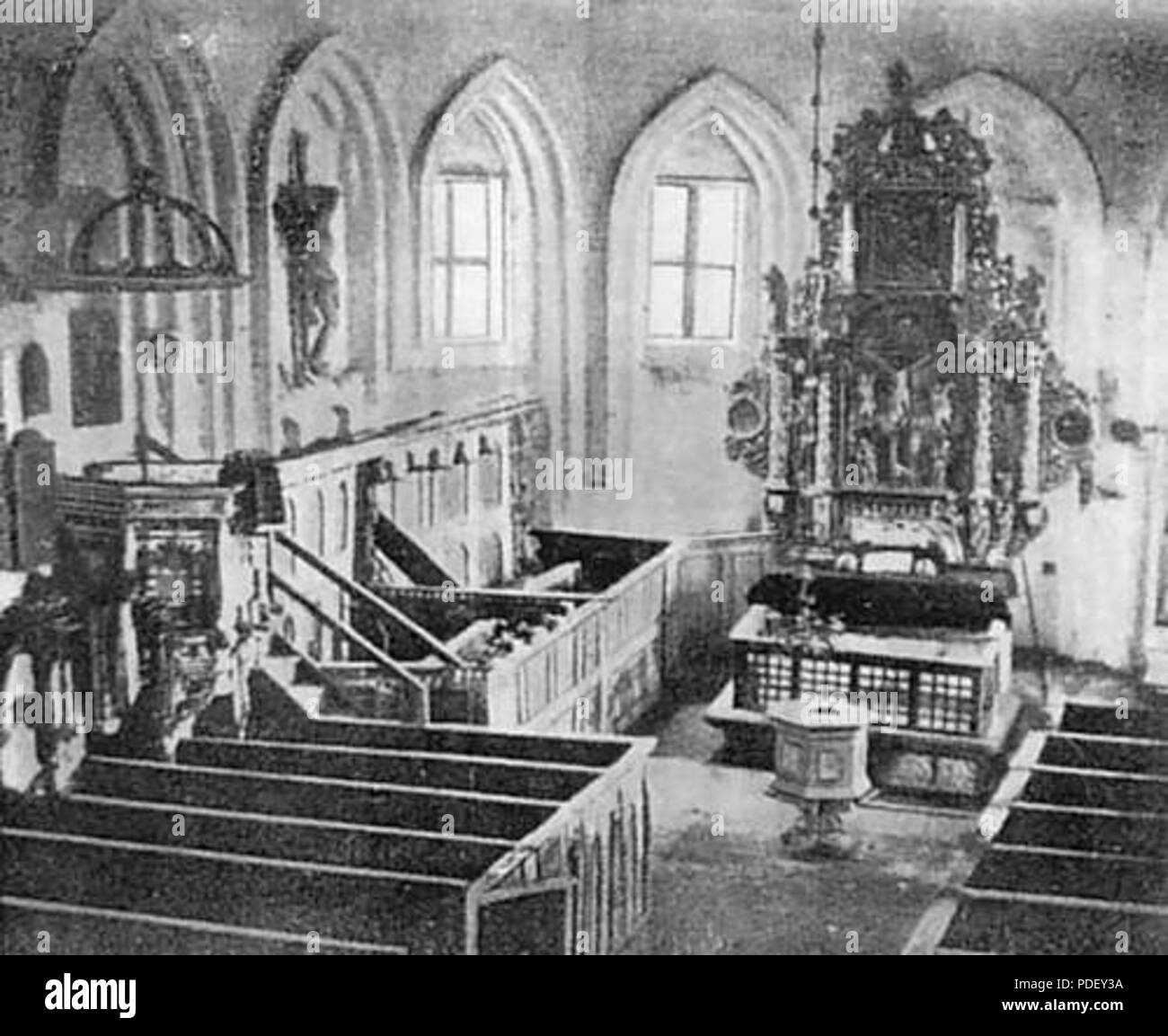 380 WnetrzeKosciolaWTrzesaczu Banque D'Images