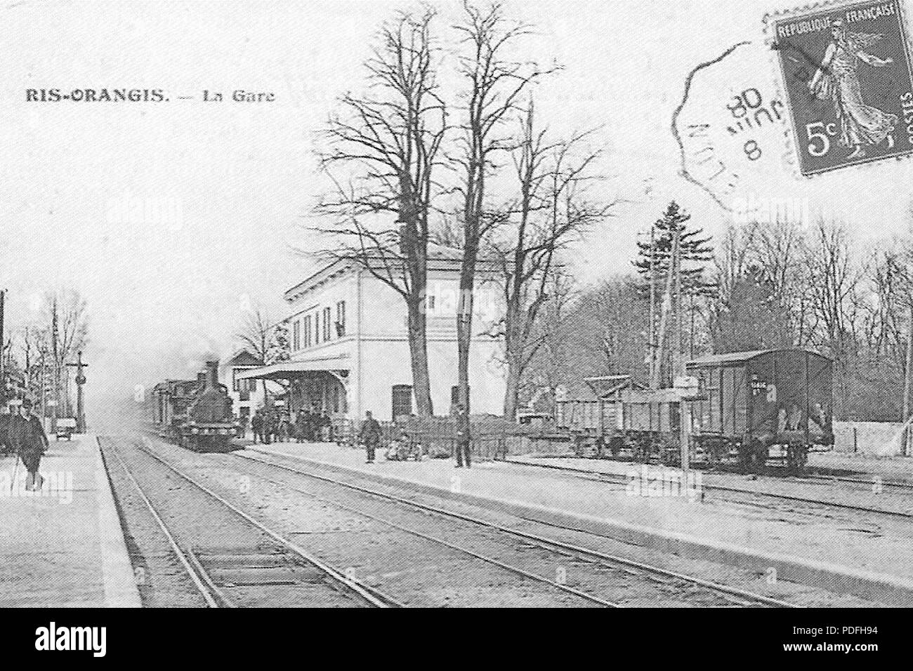 138 Gare-de-Ris-Orangis-Carte-Postale-4 Banque D'Images