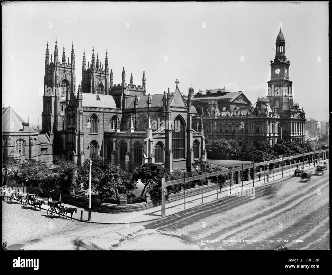 196 St Andrew's Cathedral et hôtel de ville, le Powerhouse Museum de Sydney Collection Banque D'Images