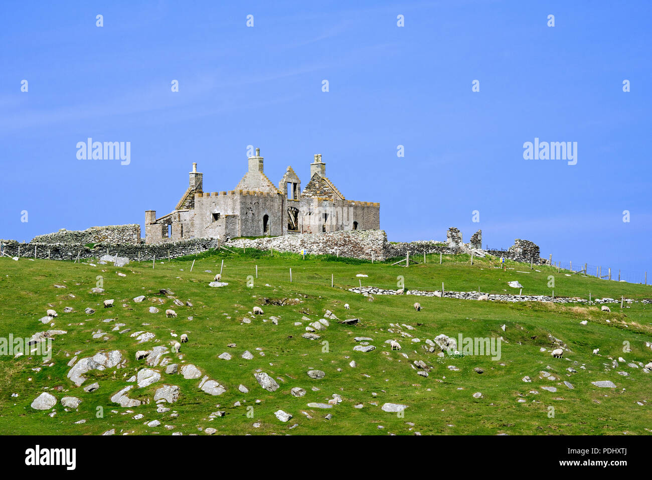 Ruine de la 18e siècle, la plupart des Windhouse maison hantée des Shetland, criez, Shetland, Scotland, UK Banque D'Images
