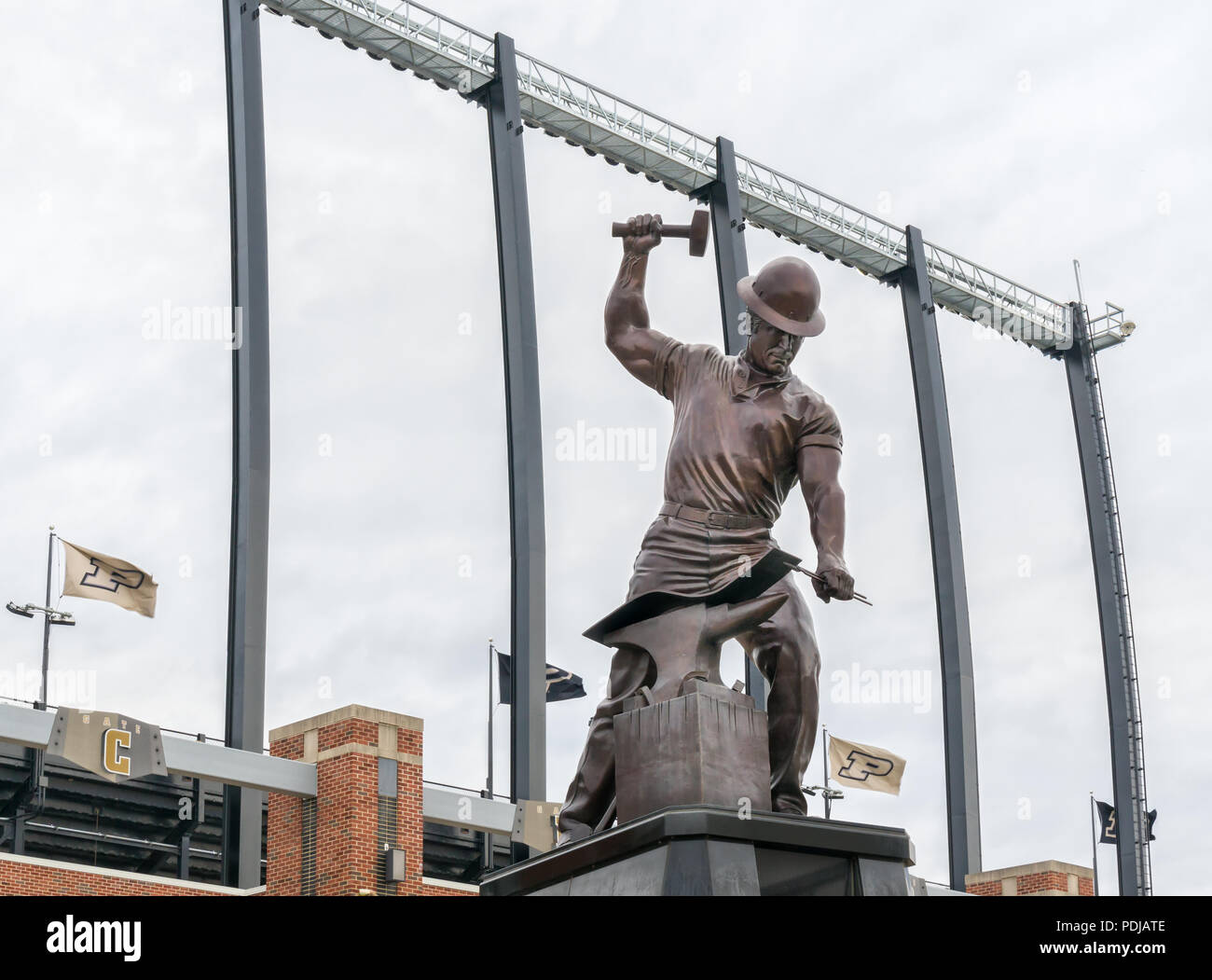 WEST Lafayette, IN/USA - 22 octobre 2017 : La statue de chaudronnier sur le campus de l'Université Purdue. Banque D'Images