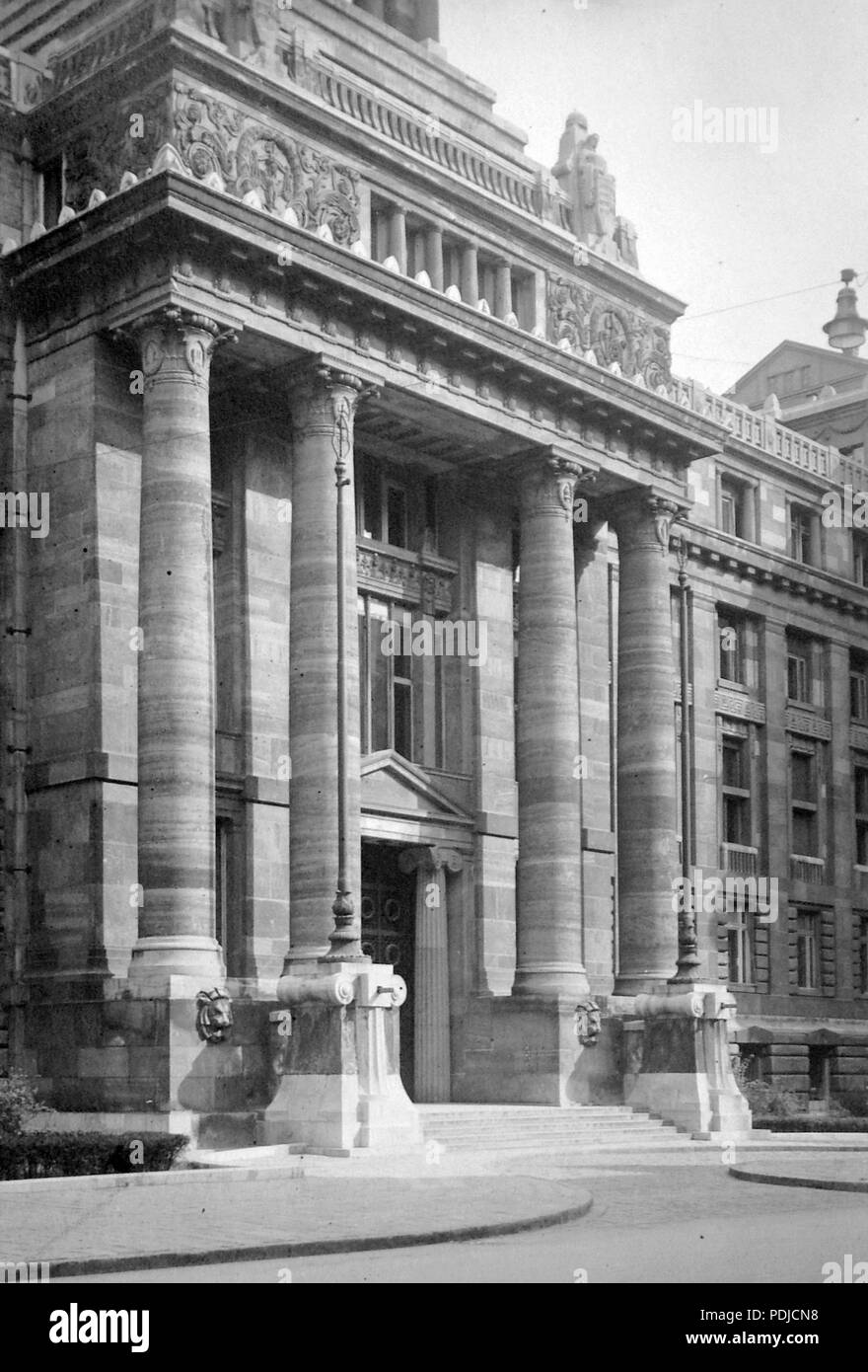 6 Bajári L. utca 16. Un Magyar Köztársaság Legfelsőbb. Bírósága Fortepan 4709 Banque D'Images