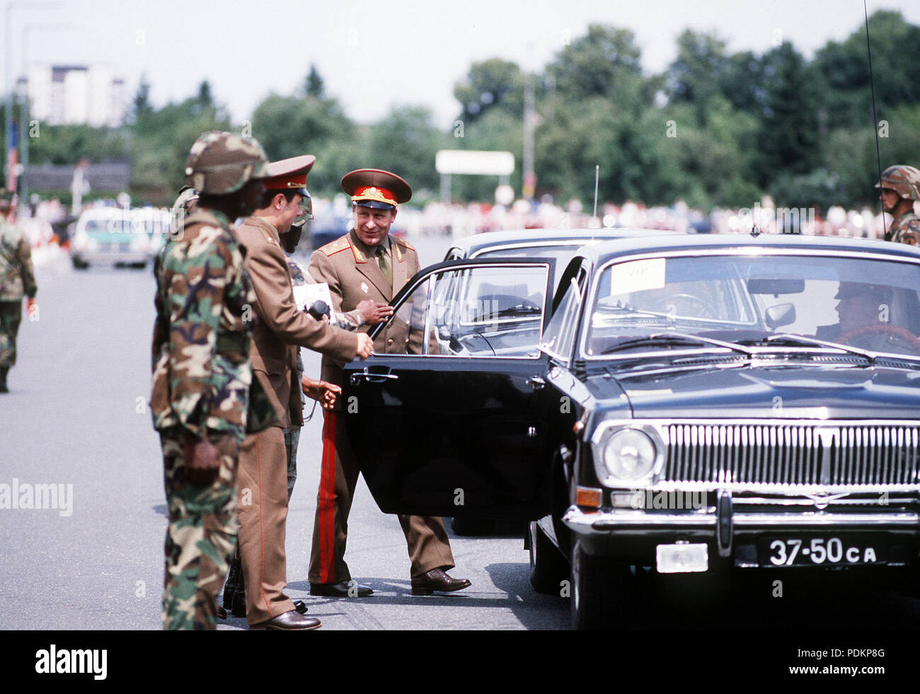 Les officiers militaires soviétique assister à la quatrième de juillet, fête annuelle de l'Allemagne de l'Ouest 1988 Banque D'Images