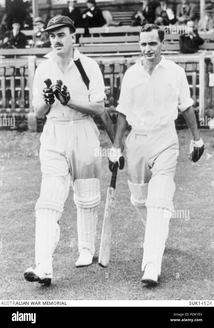 RS 127 et Whitington Workman JA-16 le 28 juillet 1945 Banque D'Images