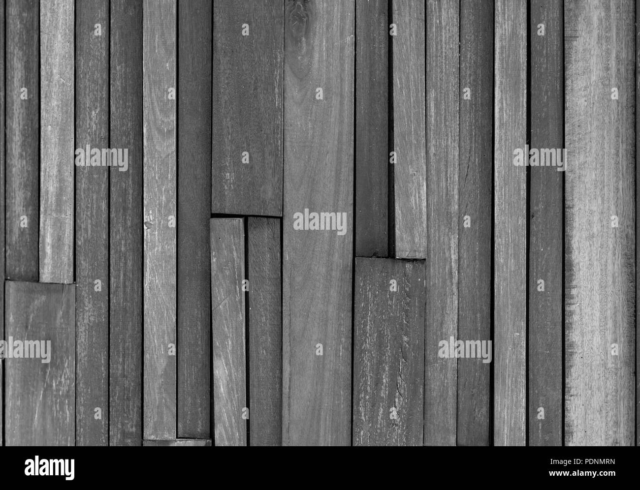 Bois gris texture background. Décor en bois. Fond gris, triste pour la mort, le deuil, et l'élégie. Banque D'Images
