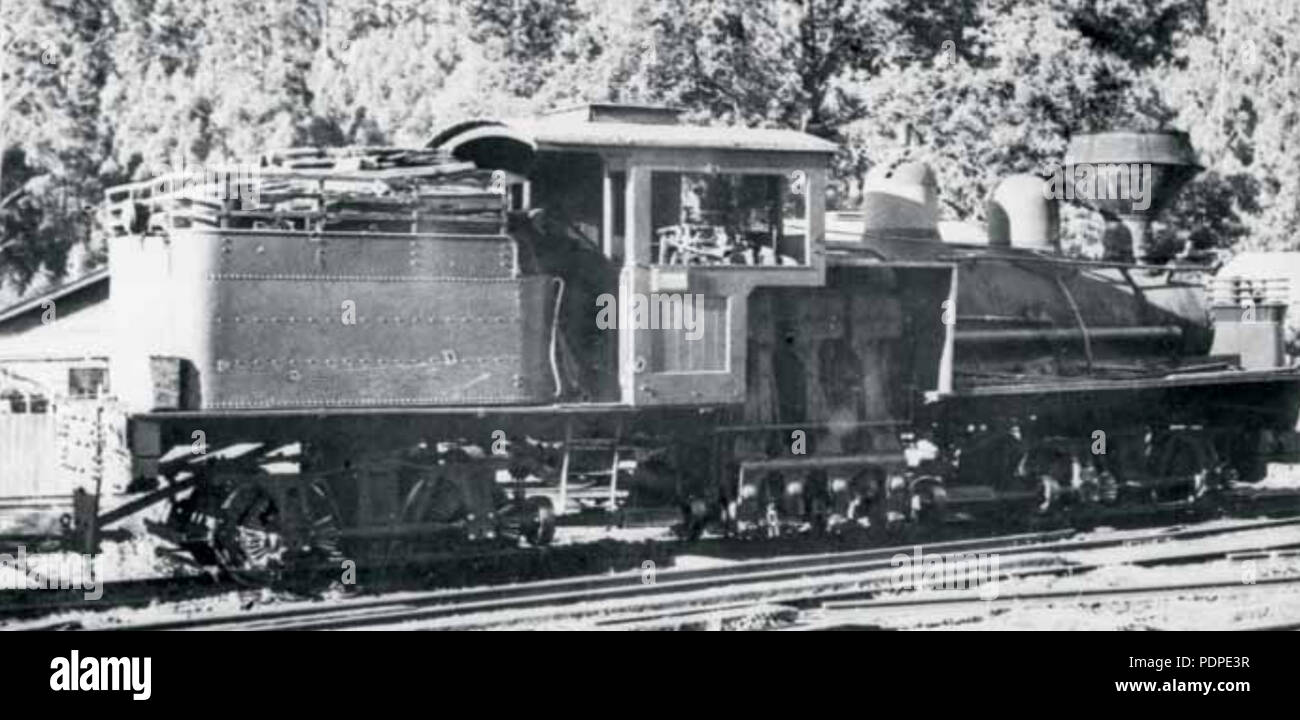 6 3ft gauge locomotive Shay (Lima no2575 ou 2576 de 1912) à Powelltown c.1937 (Photo JCM Rolland) Banque D'Images