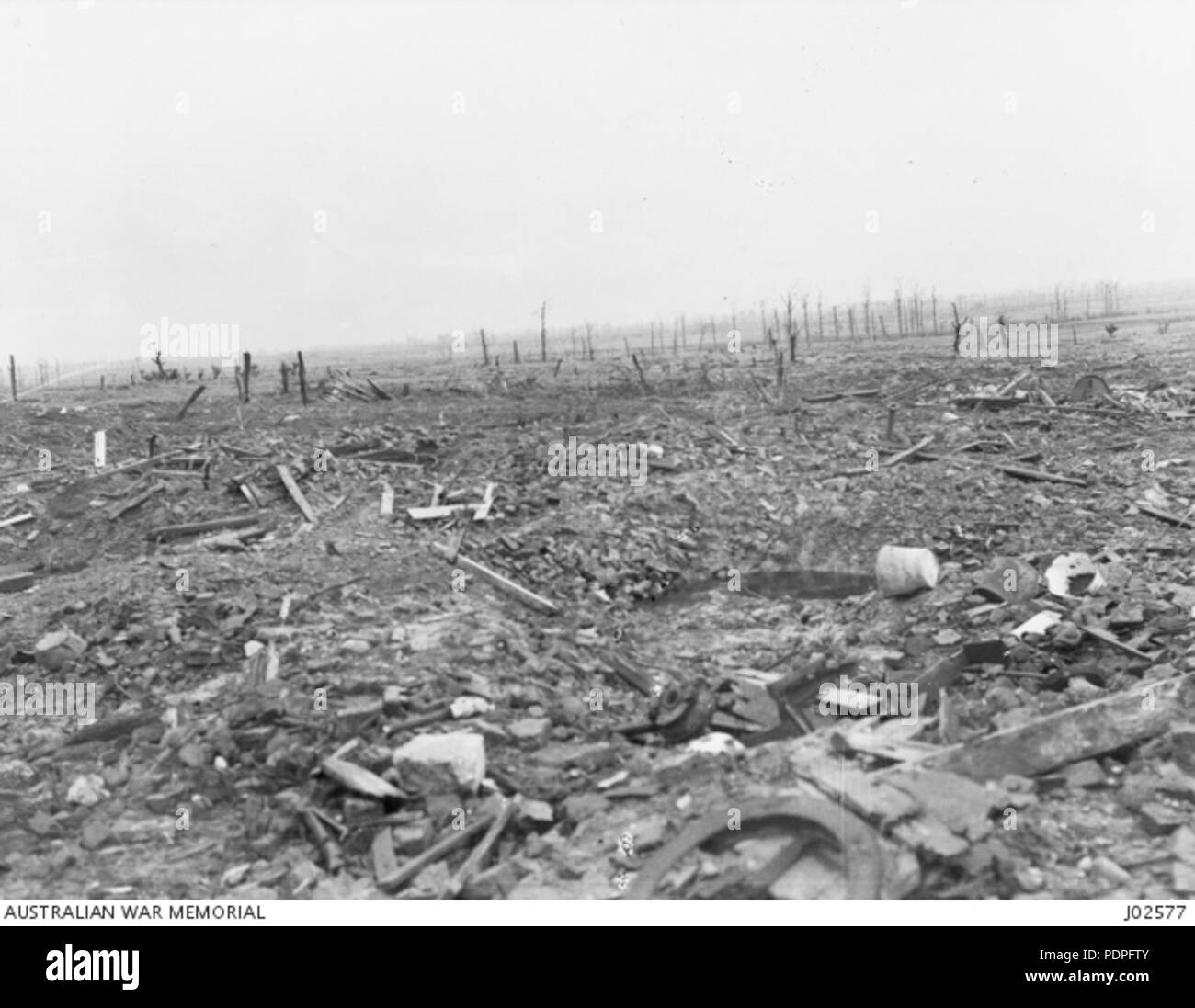 20 AWM J02577 un paysage de Merris, après la Première Guerre mondiale Banque D'Images