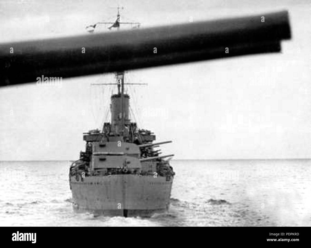 57 HMAS Australia (D84) au large de Guadalcanal en août 1942 Banque D'Images