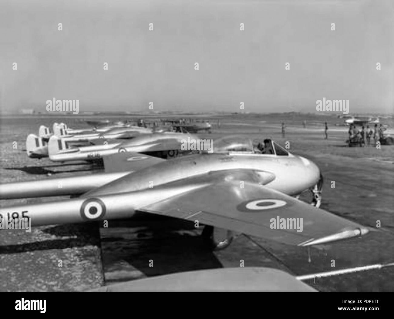 123 RAAF Vampires à RAF Hal Far 1952 Banque D'Images