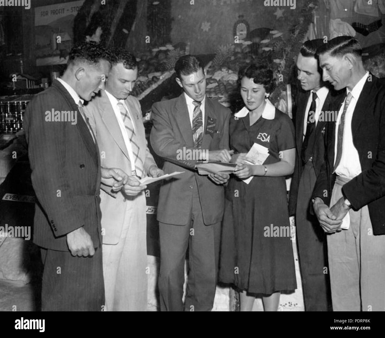 119 Archives de l'État du Queensland 5499 agriculteurs Junior au Royal National Show Brisbane 12 Août 1958 Banque D'Images