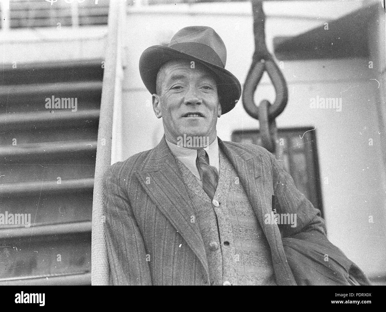 162 43869 SLNSW l'arrivée du navire de Bill Szarka Roi de Newtown Banque D'Images