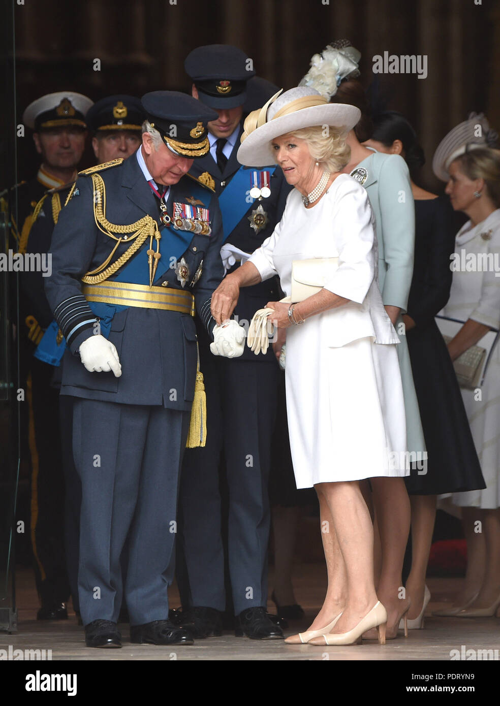 La photo doit être crédité ©Presse Alpha 079965 10/07/2018 Le Prince Charles, prince de Galles Camilla duchesse de Cornouailles, duchesse de Cambridge, Kate Middleton, Catherine Katherine Prince William duc de Cambridge au Service à l'occasion du centenaire de la Royal Air Force à l'abbaye de Westminster à Londres Banque D'Images