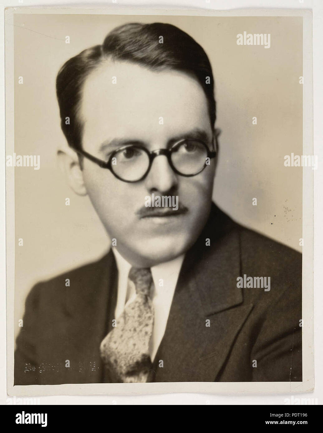 SLNSW 189 82216240 C Hartley Grattan NY Banque D'Images