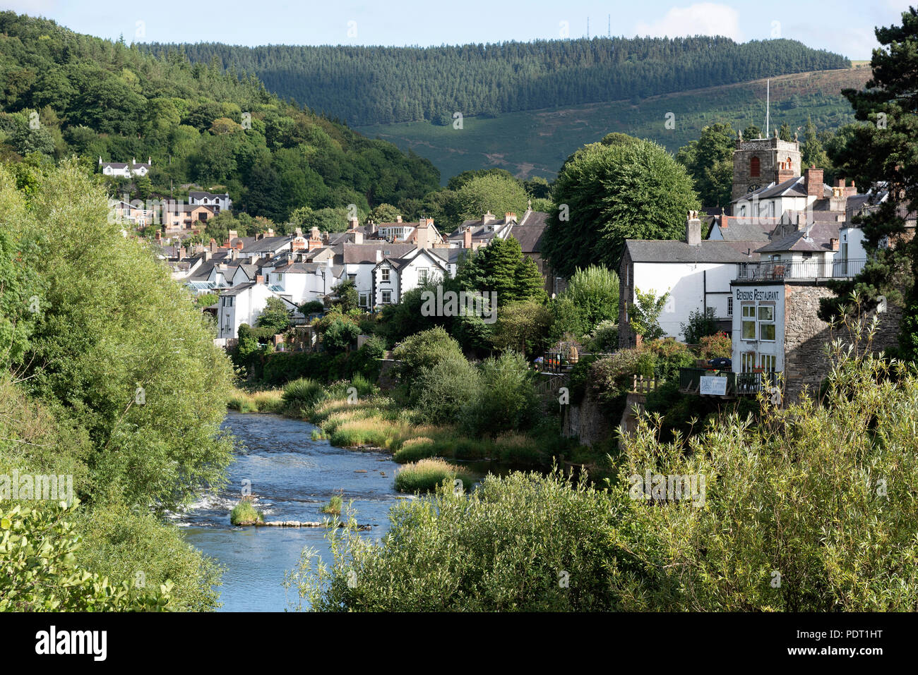 Llangollen, Denbighshire, Nord du Pays de Galles, Royaume-Uni, la rivière Dee Banque D'Images