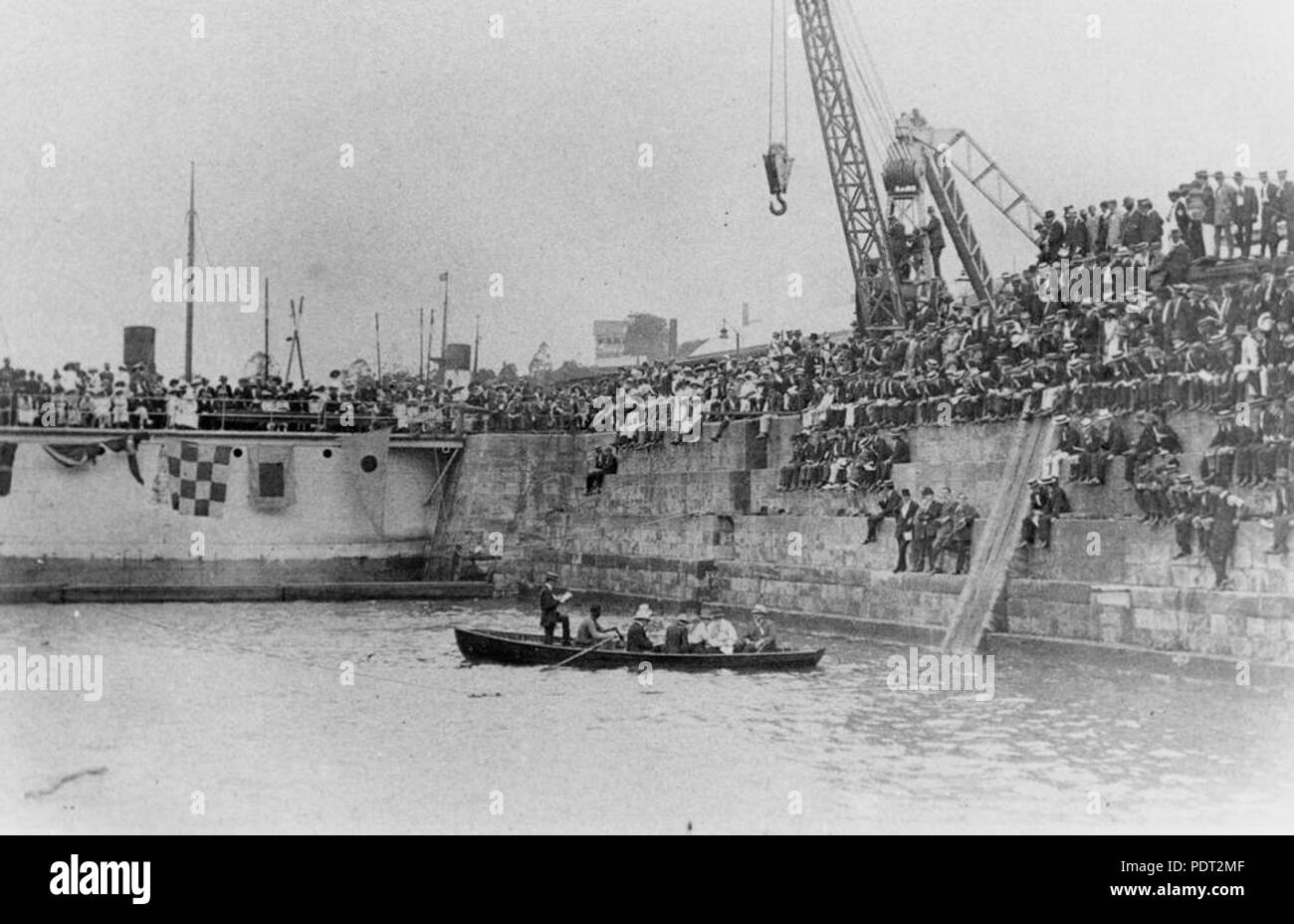 208 1 115248 StateLibQld Brisbane River Dry Dock, ca. 1913 Banque D'Images