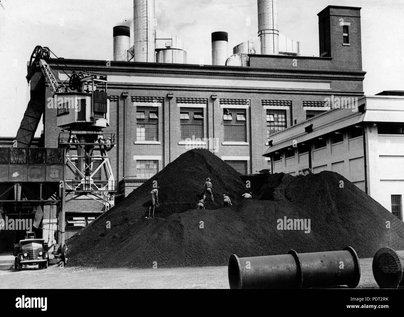 208 1 115592 StateLibQld electric light Power House de New Farm, 1942 Banque D'Images