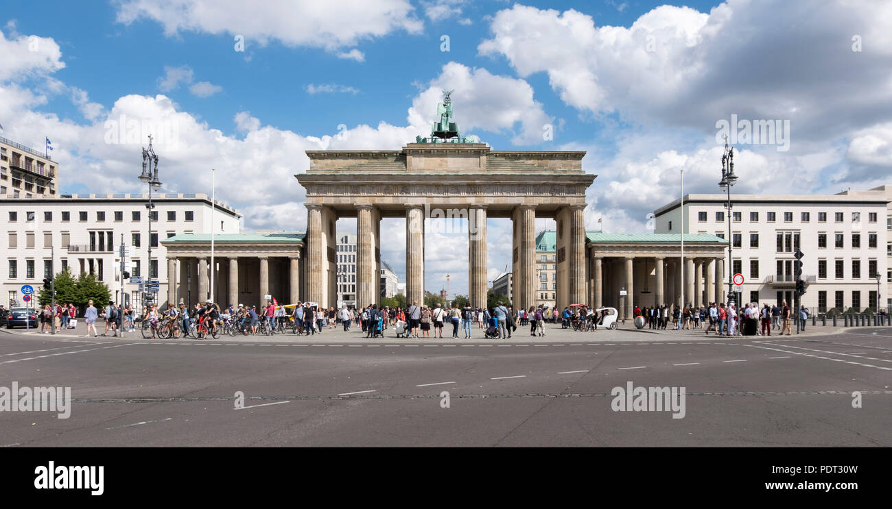 1788-91 von Carl Gotthard Langhans, Ansicht von der Straße des 17. Juni Richtung Osten Banque D'Images