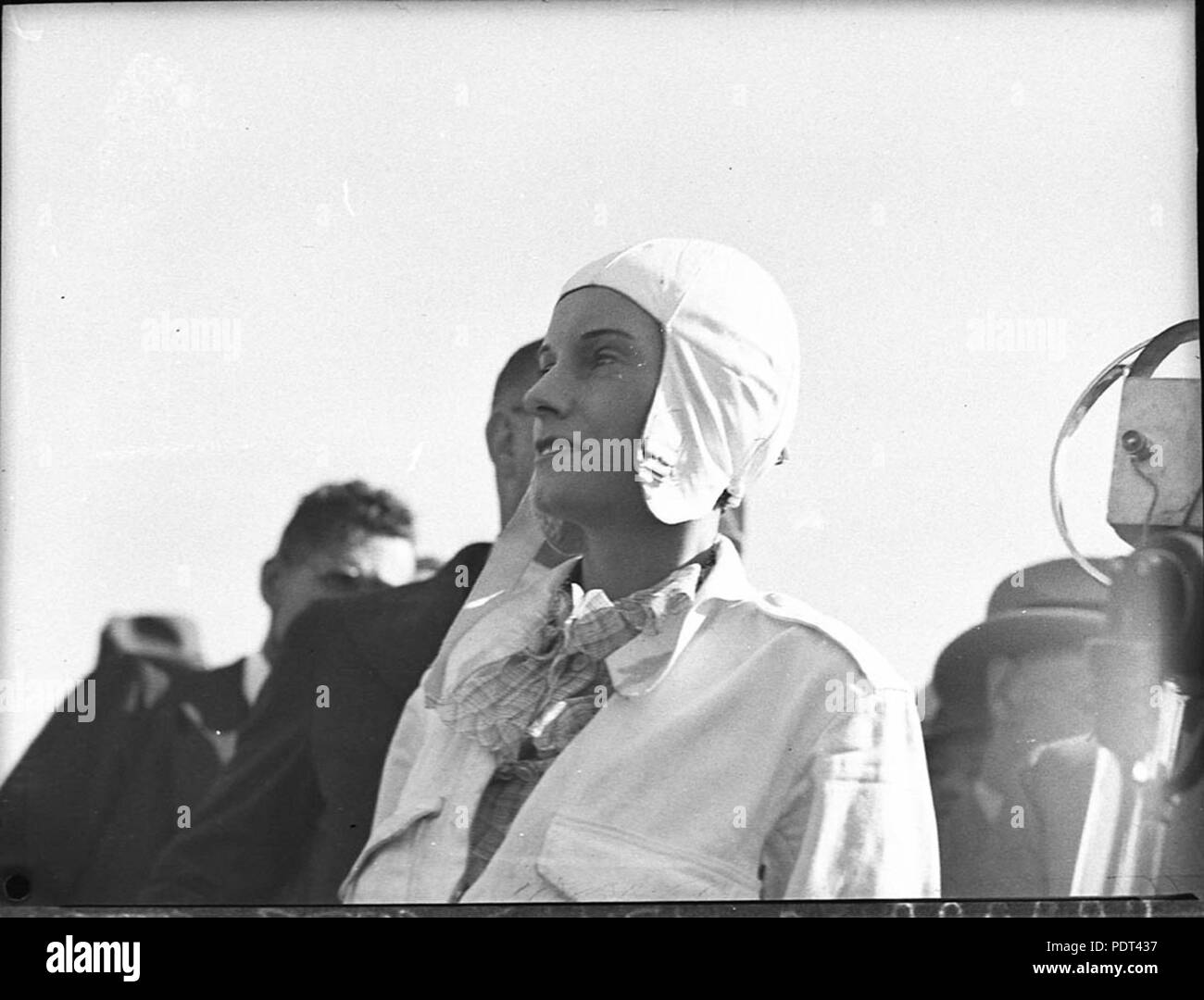 172 75865 SLNSW arrivée de Jean Batten Banque D'Images