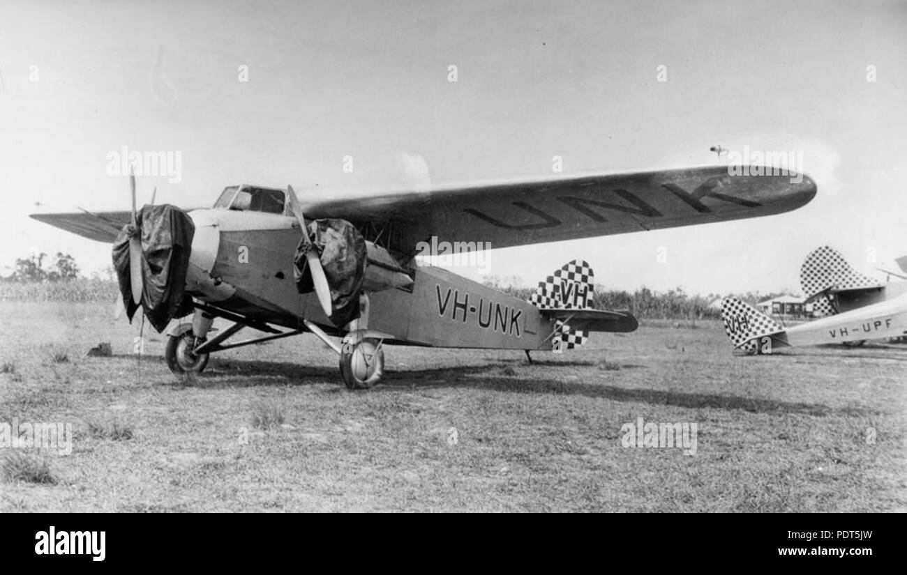 208 115976 StateLibQld 1 étoiles de Cairns, un Avro 619 Cinq, VH-UNK, ca. 1930 Banque D'Images