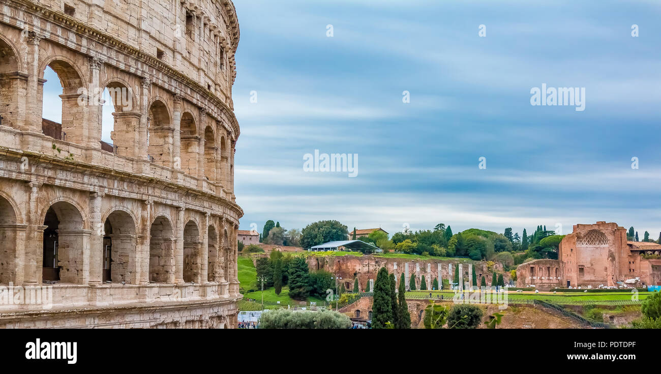 Rome, Italie - 13 octobre 2016 : les ruines du Colisée à Rome, Italie Banque D'Images