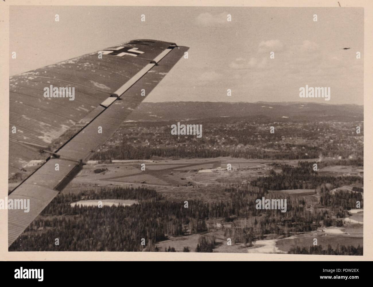 Droit de l'album photo de Karl Oberfeldwebel Gendner de 1. La Kampfgeschwader 40 Staffel, : Le paysage norvégien, comme vu de l'air par l'équipage d'un Junkers Ju 52/3m de 3 avions de transport./KGzbV 1 en mai 1940. Banque D'Images